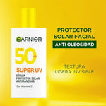Garnier Super UV Protector Solar Facial Fluido Anti Oleosidad con Vitamina C, con Textura Invisible y Ligera, 40ml